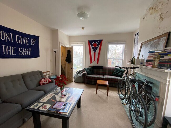 Foto del edificio - 1462-1464-1464 Neil Ave