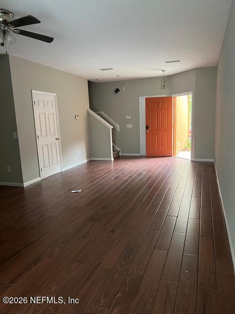 Building Photo - 6849 Misty View Dr