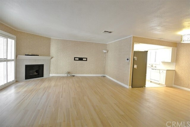 Foto del edificio - 108 N Chapel Ave