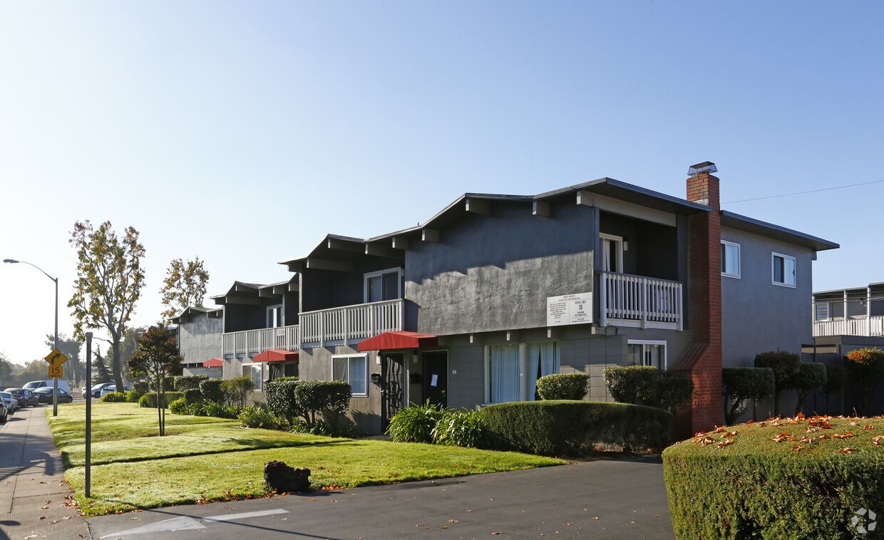 San Mateo New Apartments