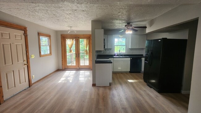 Building Photo - 3514 N 36th Ave