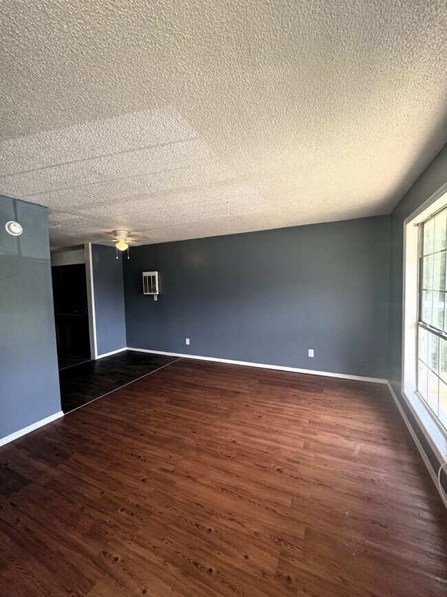 Foto del edificio - Available For Immediate Move-In!
