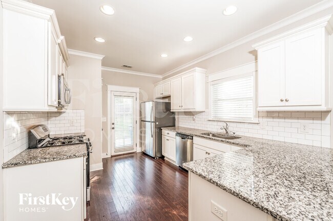 Foto del edificio - 5071 Brooke's Crossing Blvd