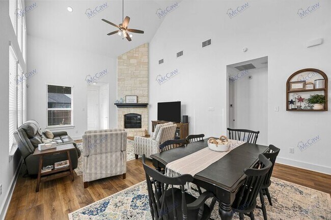 Foto del edificio - 424 Country Meadows Blvd