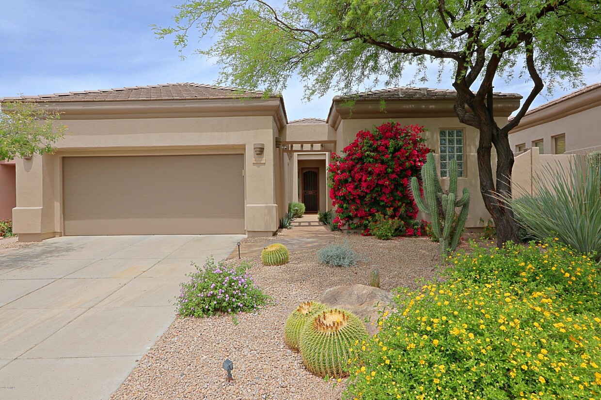 Foto principal - 6960 E Whispering Mesquite Trail