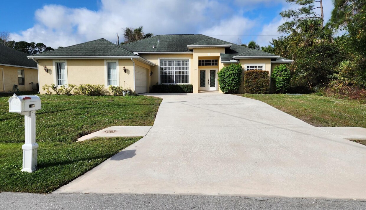 Foto principal - 1710 SW Congo St