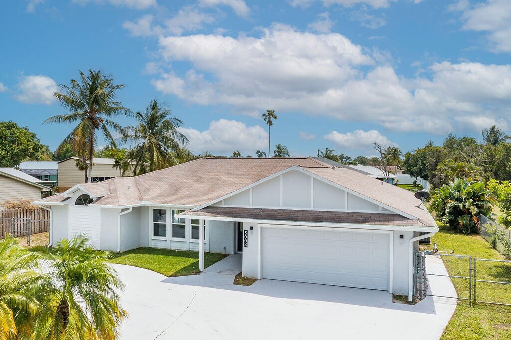 5008 SE Major Way, Stuart, FL 34997 House for Rent in Stuart, FL