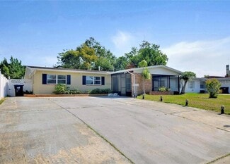 Building Photo - 757 Evangeline Ave