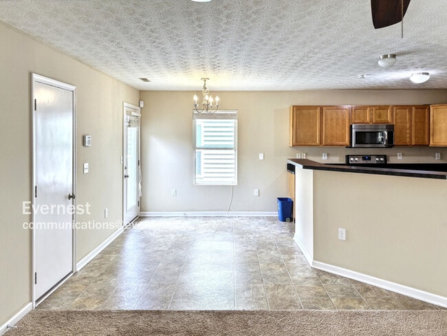 Building Photo - 5679 Marshfield Dr