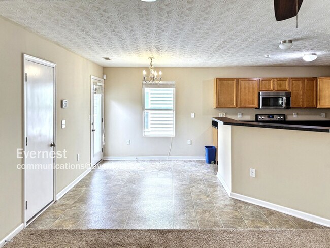 Foto del edificio - 5679 Marshfield Dr