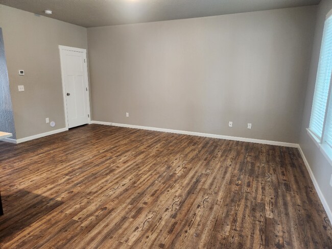 Foto del edificio - 4313 N Centennial Ln