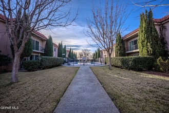 Building Photo - 252 Shadow Mountain Dr