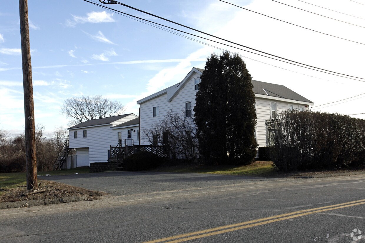 Building Photo - 316 South St