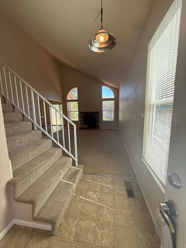 Foto del edificio - COMING SOON! 3 bed, 2.5 Bath Home in the Heart of Sparks