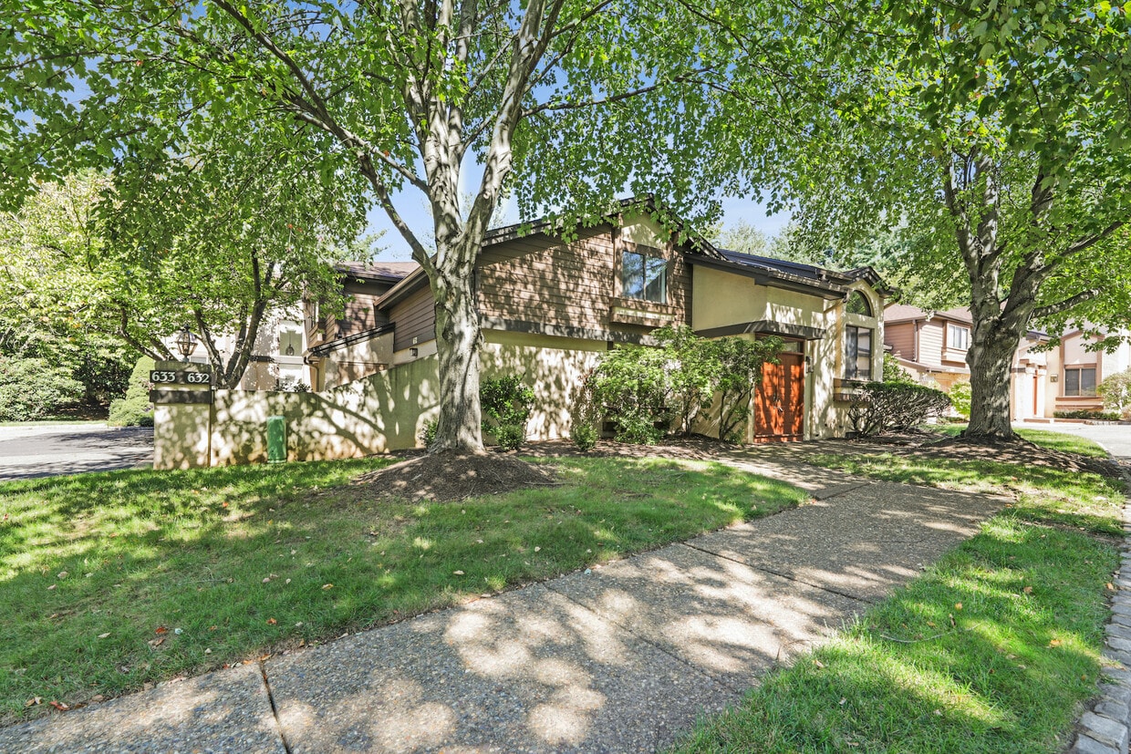 632 Sayre Dr, Princeton, NJ 08540 Townhome Rentals in Princeton NJ