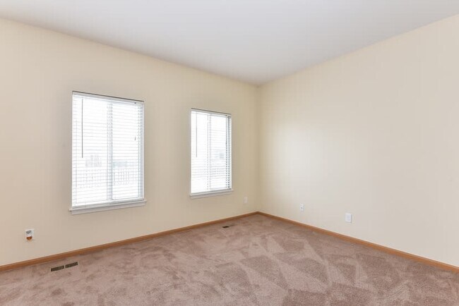 Foto del edificio - 754 S Shannon Dr