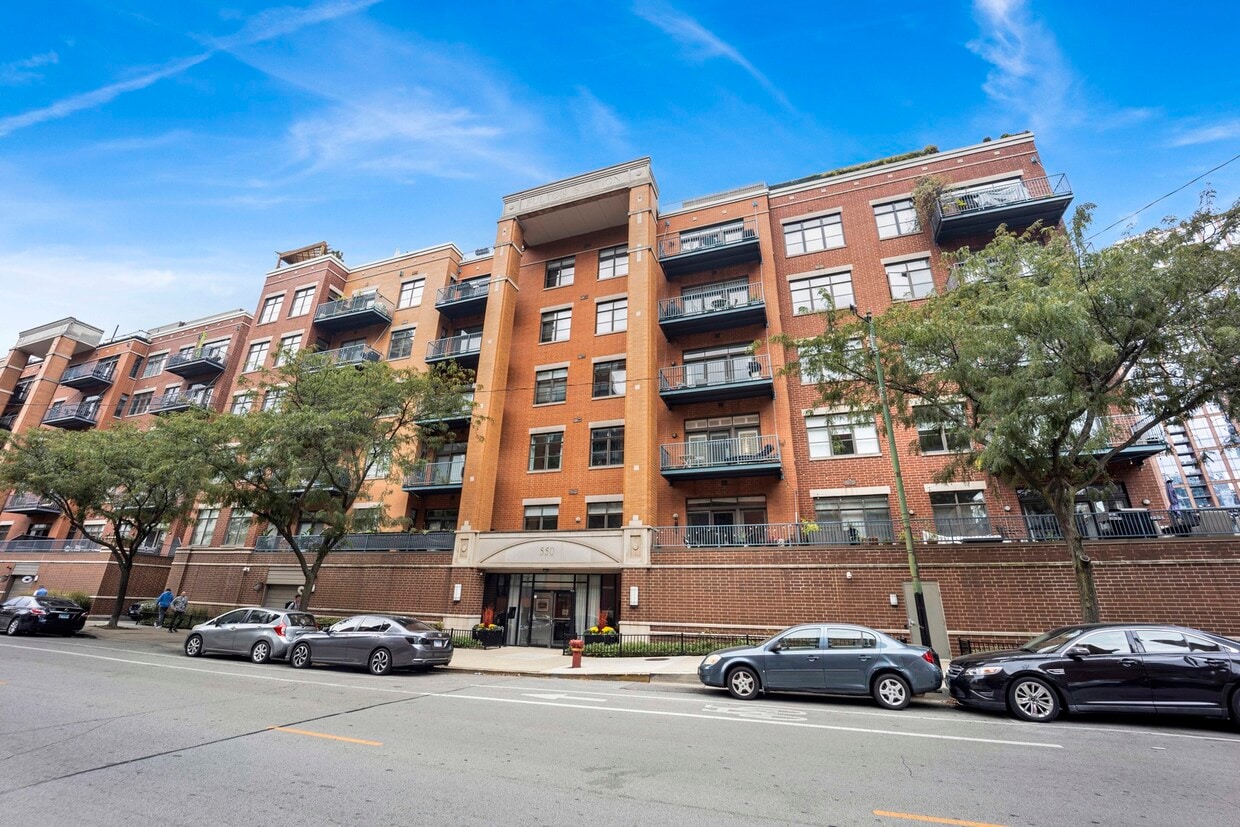Foto principal - 550 W Fulton St