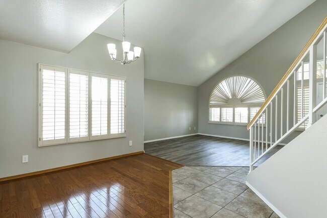 Foto del edificio - 9145 W Evans Dr