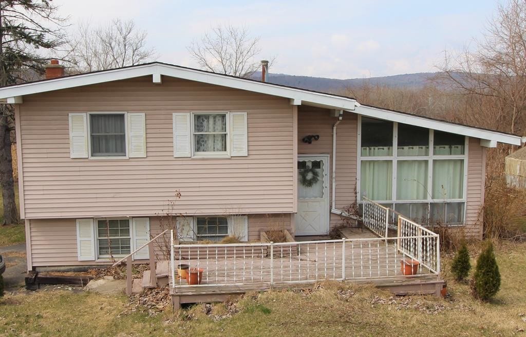 Primary Photo - 2511 Elmira St