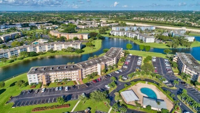 Foto del edificio - 3057 Yarmouth E