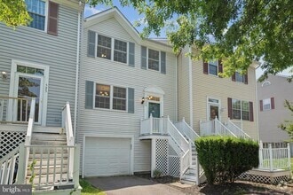 Building Photo - 523 Blacksburg Terrace NE