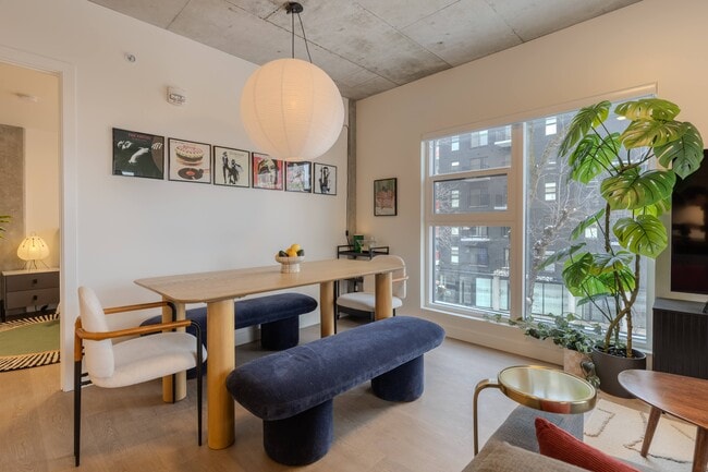 Building Photo - The Cobalt