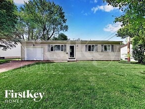 Building Photo - 1140 Estes Dr