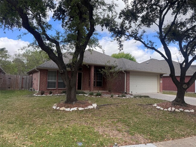 Foto del edificio - 7307 Hollow Field Ln