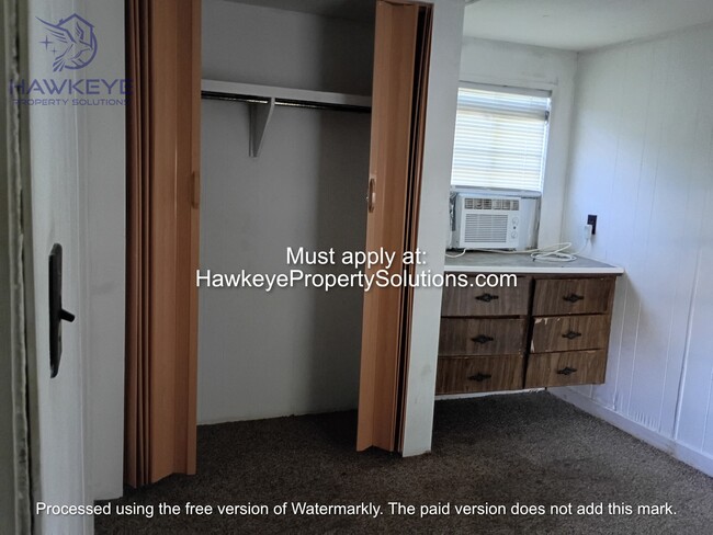 Building Photo - 3315 E Main St