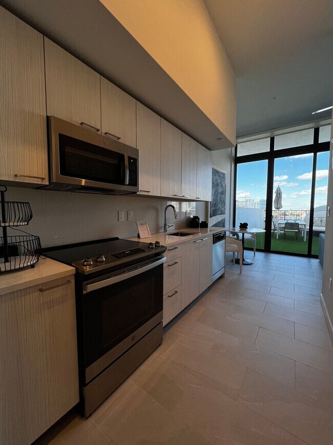 Foto del edificio - 79 NW 31st St