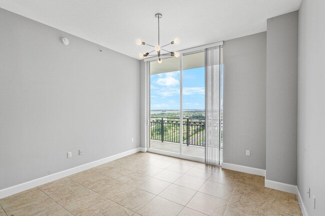 Building Photo - 550 Okeechobee Blvd