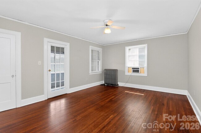 Foto del edificio - 1412 Park Dr