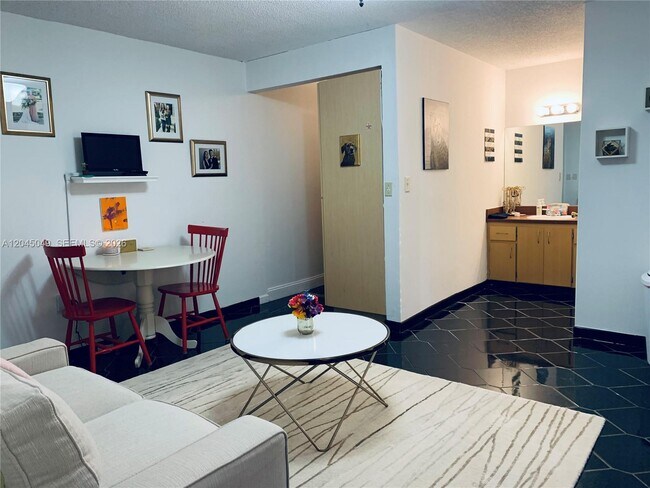 Foto del edificio - 11230 SW 138th St