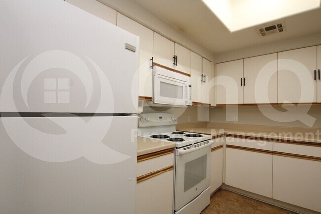Foto del edificio - 3434 E Baseline Rd