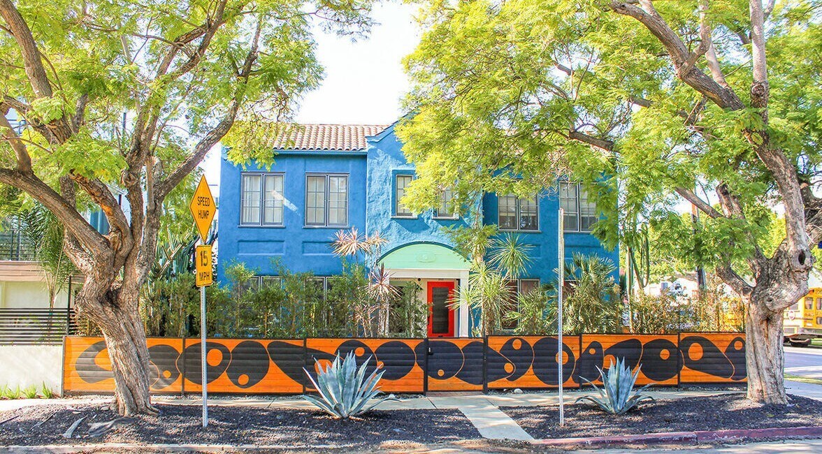 The Siegel Apartments 6708 Willoughby Ave Los Angeles, CA