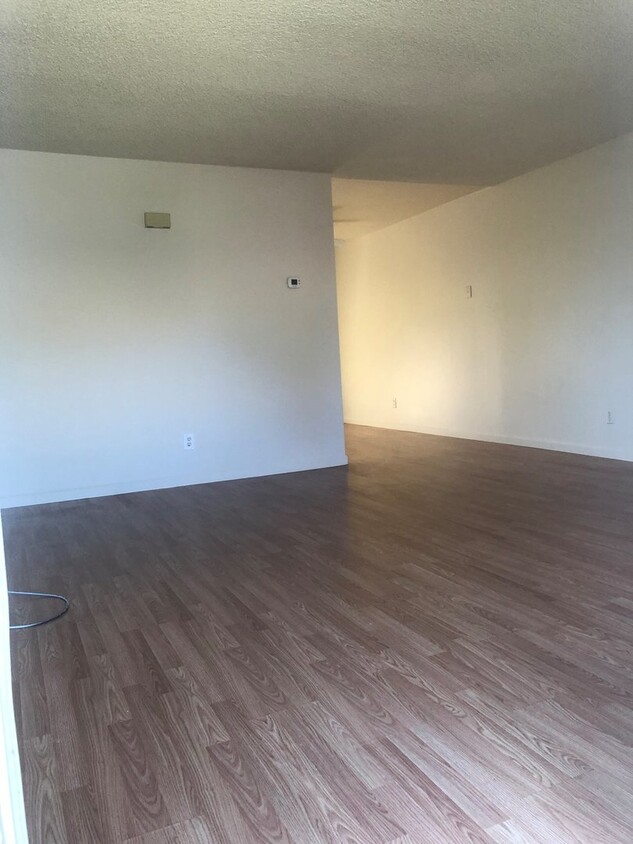 Foto principal - Cozy 2 bedroom duplex in Turlock