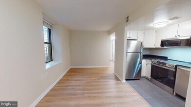 Building Photo - 1438 Meridian Pl NW