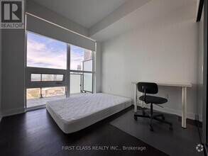 Building Photo - 4130-4130 Parkside Village Dr