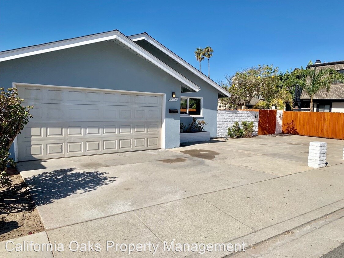 Primary Photo - 3 br, 2 bath House - 2704 Pierpont Blvd.