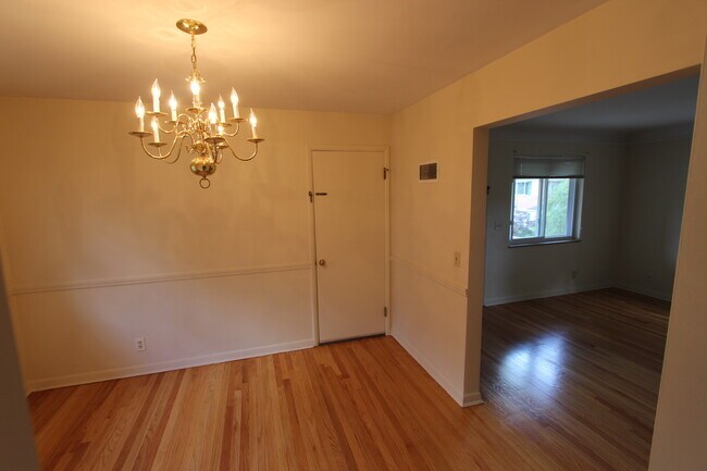 Foto del edificio - 4933 Kelsch Ln