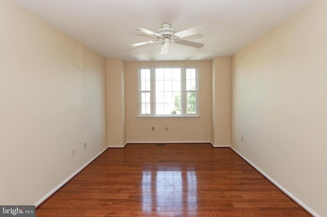 Building Photo - 136 Stetson Dr