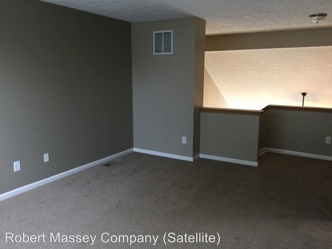 Building Photo - 3 br, 2.5 bath House - 9602 River Trail Drive