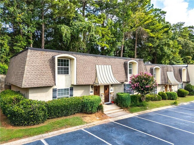 Foto del edificio - 4430 Tilly Mill Rd