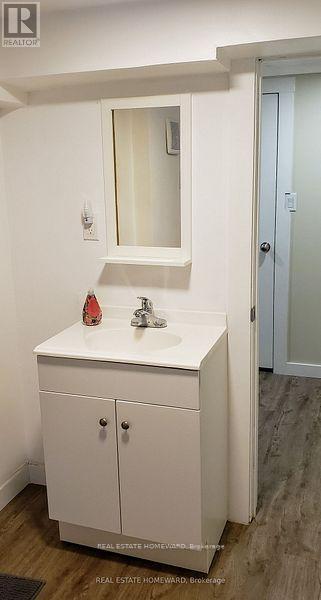 Photo du bâtiment - 50 Mould Ave