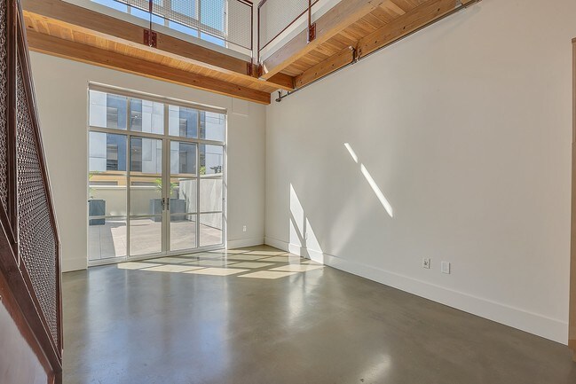Building Photo - 333 Santana Row, Unit 208