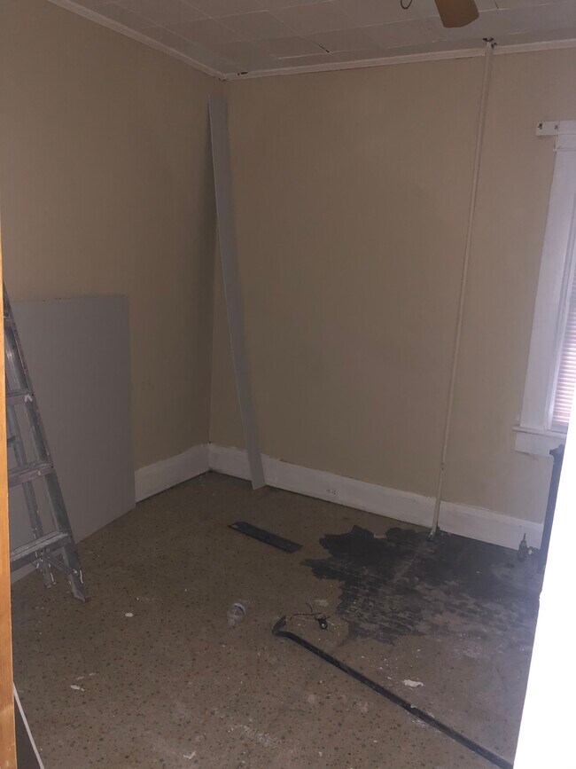 Foto del edificio - 2922 E Cold Spring Ln