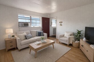 Building Photo - 1906 Binz St