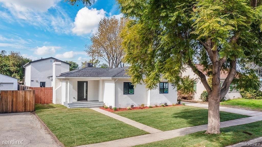 Building Photo - 3 br, 2 bath House - 7747 Wish Ave