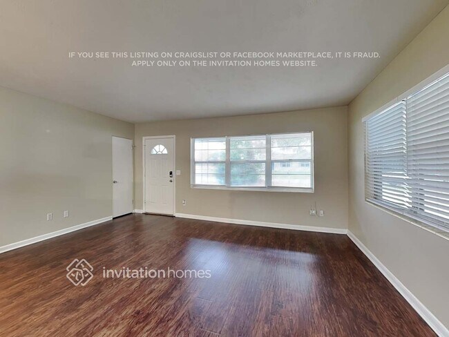 Foto del edificio - 2631 Ambergate Rd