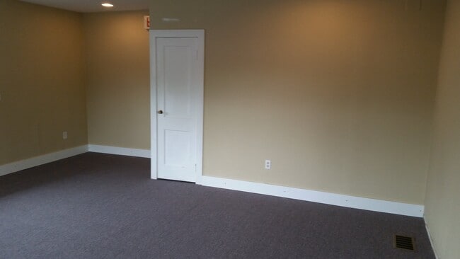 Photo - 1510 Haines Rd House